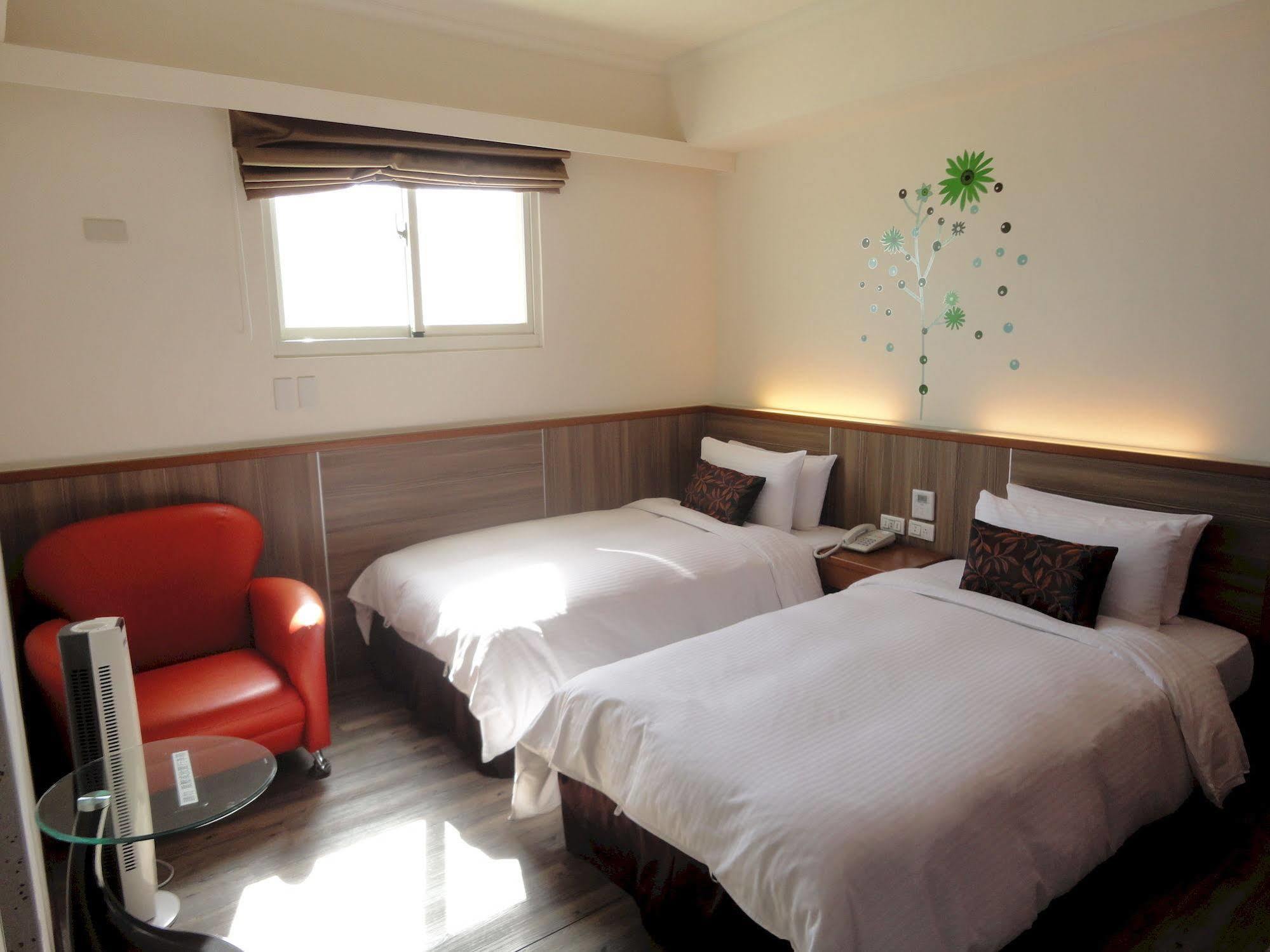 Royal Hotel Magong Exterior foto
